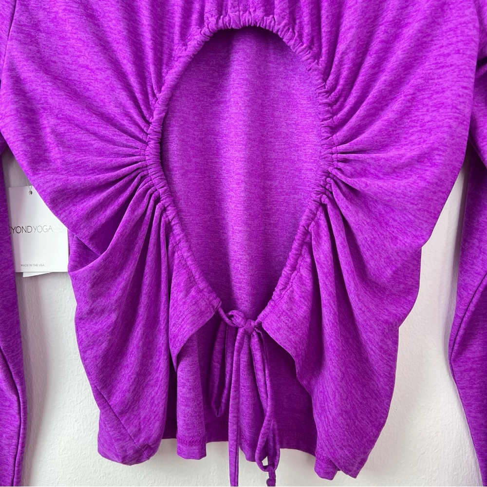 Beyond Yoga Featherweight Inner Circle Pullover Purple Size Large - Picture 7 of 12